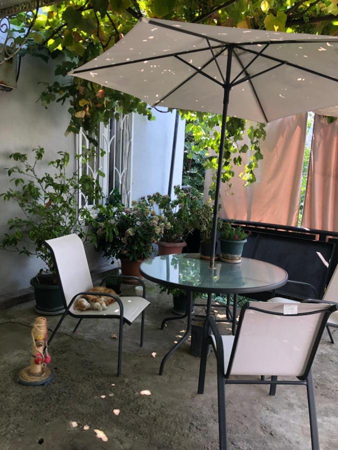 Apartment Lui Tbilisi Luaran gambar